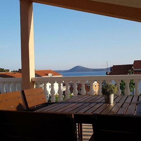Apartmani Mira Vodice Exteriér fotografie