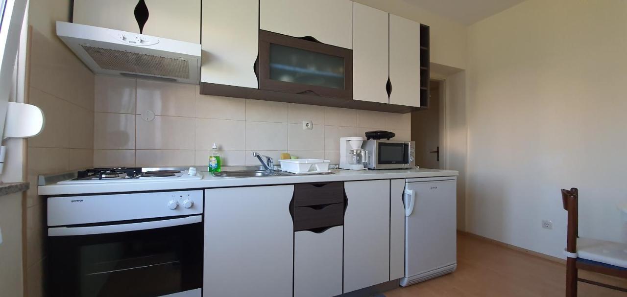 Apartmani Mira Vodice Exteriér fotografie