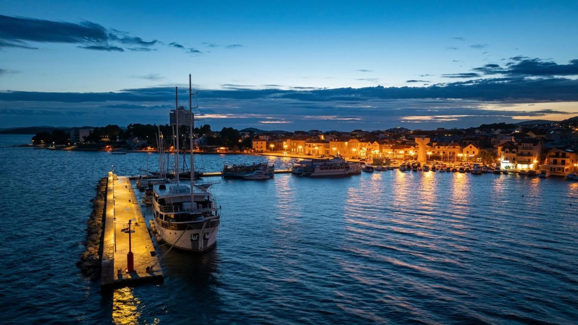 Apartmani Mira Vodice Exteriér fotografie